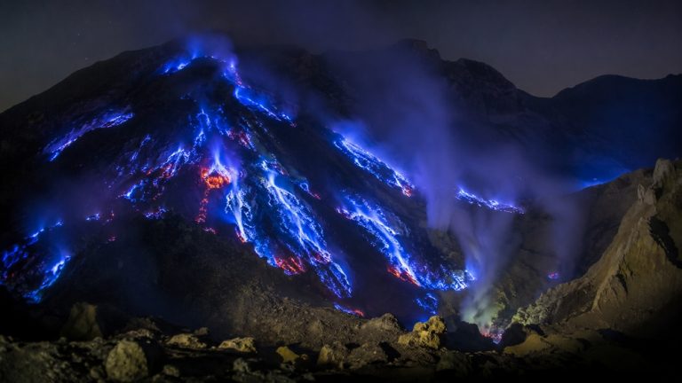 Blue Lava Explained: The Science Behind the Phenomenon